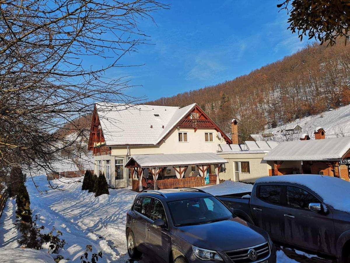 Olimpia Villa Tibod Dış mekan fotoğraf